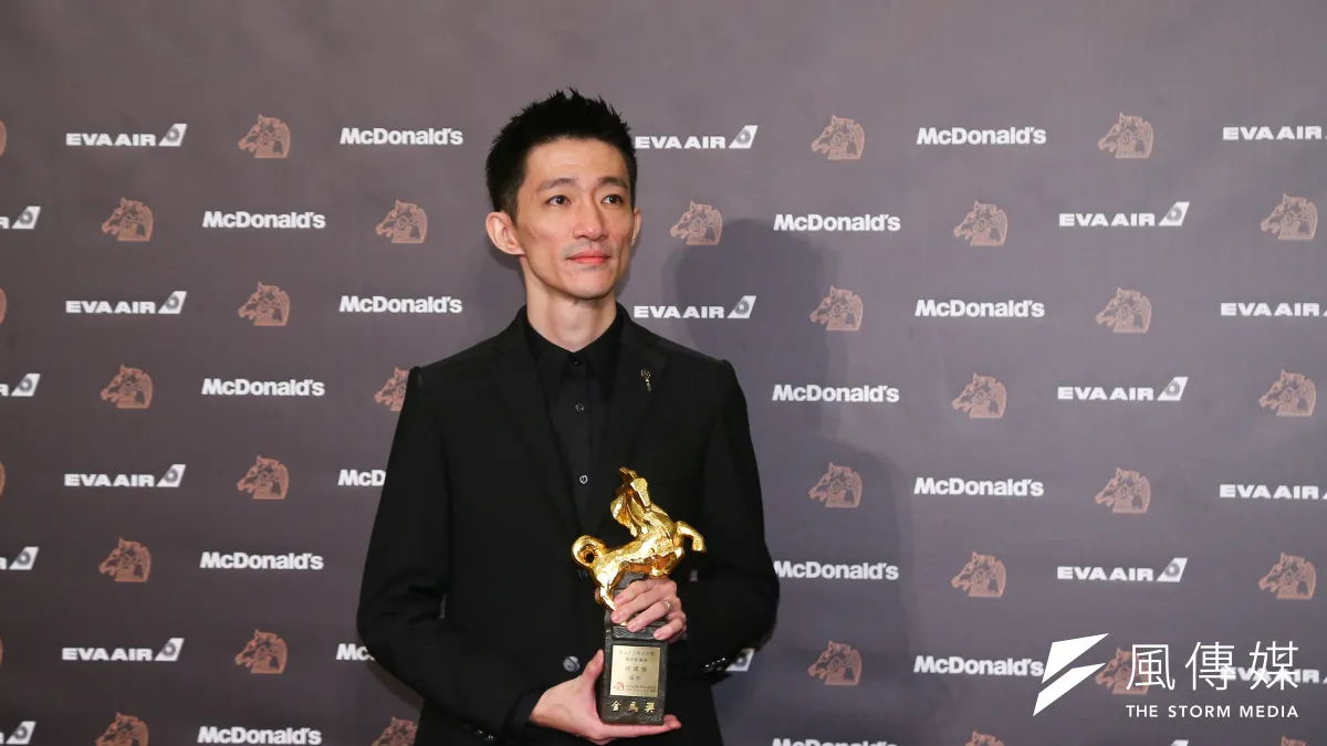 第56屆金馬獎頒獎典禮今日頒獎,徐漢強以《返校》獲得最佳新導演。(顏麟宇攝)