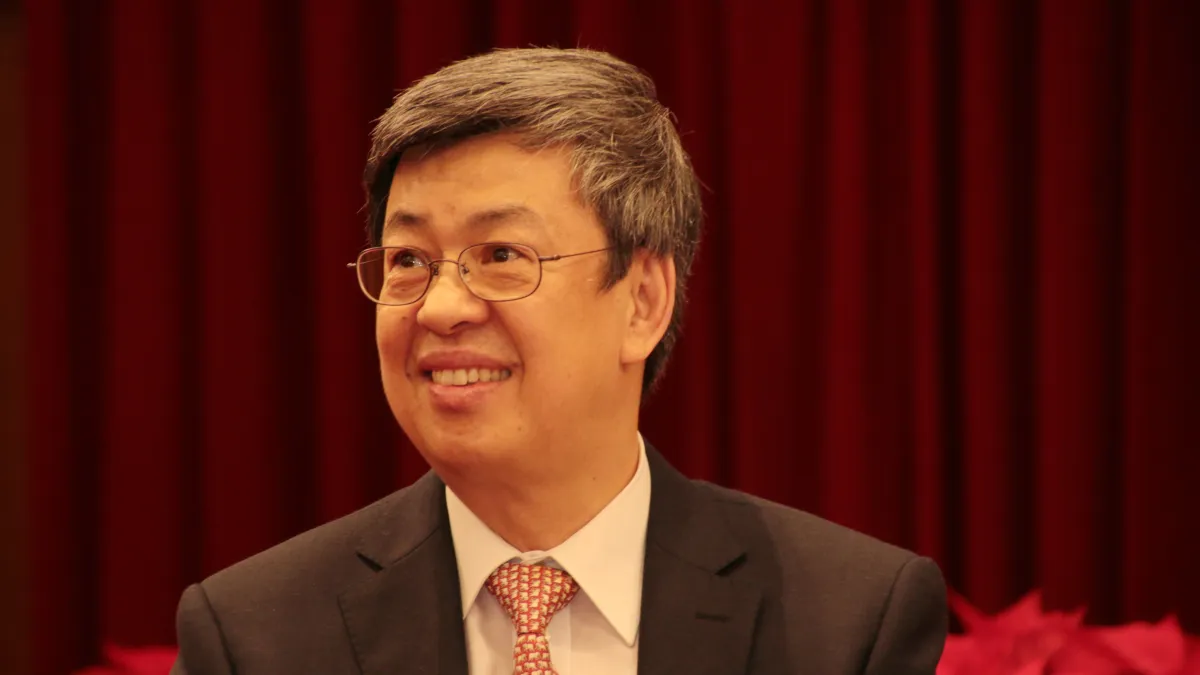 法國《十字架報》10日專訪陳建仁,他就婚姻平權議題指出,保障同性戀者人權是台灣的共識,此外針對財產、同居、領養子女,以及其他權利及義務問題,必須要有深層對話。(資料照,總統府記者聯誼會提供)