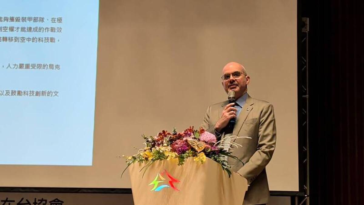 觀點投書:谷立言的掩耳盜鈴和越俎代庖的進退失據