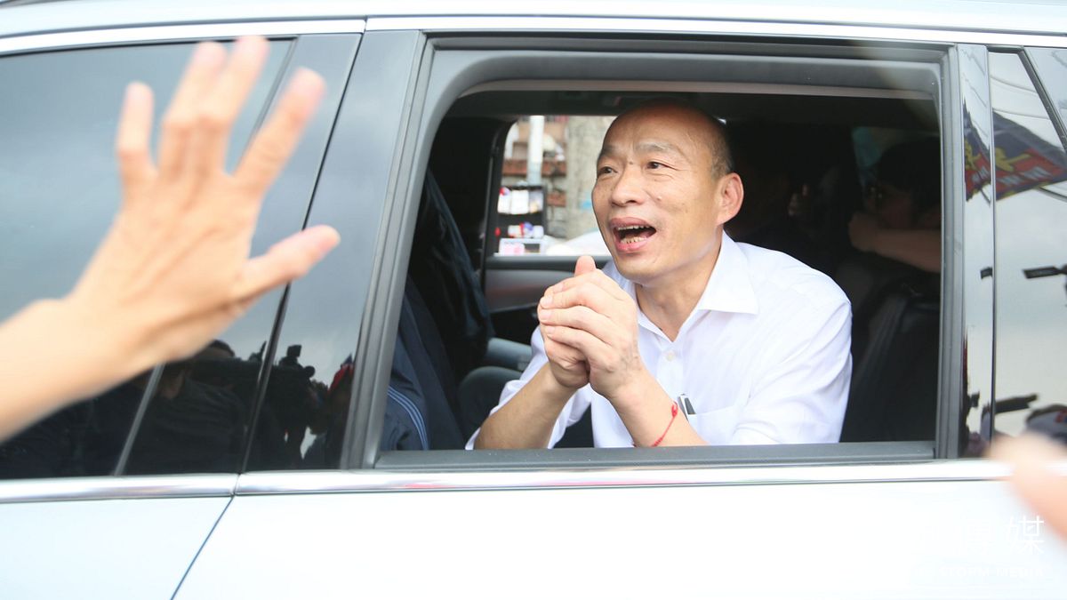 國民黨總統參選人韓國瑜(見圖)自16日正式請假,全力投入大選,但違背先前「不會落跑」的承諾,也引來諸多質疑。(資料照,新新聞林瑞慶攝) 國民黨總統參選人韓國瑜(見圖)自16日正式請假,全力投入大選,但違背先前「不會落跑」的承諾,也引來諸多質疑。(資料照,新新聞林瑞慶攝)