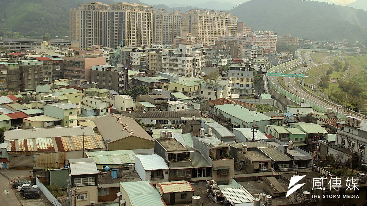 業者表示,雖然去年買氣復甦,但因新建案供給量居高不下搶食有限的客源,新建案價格仍維持於「盤緩緩步墊高」的格局。(圖/富比士地產王提供) 業者表示,雖然去年買氣復甦,但因新建案供給量居高不下搶食有限的客源,新建案價格仍維持於「盤緩緩步墊高」的格局。(圖/富比士地產王提供)