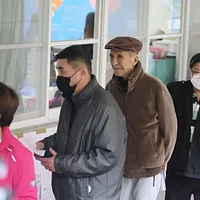 金融監督管理委員会の第二版(新版)保険法改正案によると、今年の基準で計算すると、一件の保険契約の解約返戻金が74,000元未満でも差し押さえられ、国民は棺桶代すら確保できないことを懸念している。イメージ図。(柯承惠撮影) 金融監督管理委員会の第二版(新版)保険法改正案によると、今年の基準で計算すると、一件の保険契約の解約返戻金が74,000元未満でも差し押さえられ、国民は棺桶代すら確保できないことを懸念している。イメージ図。(柯承惠撮影)