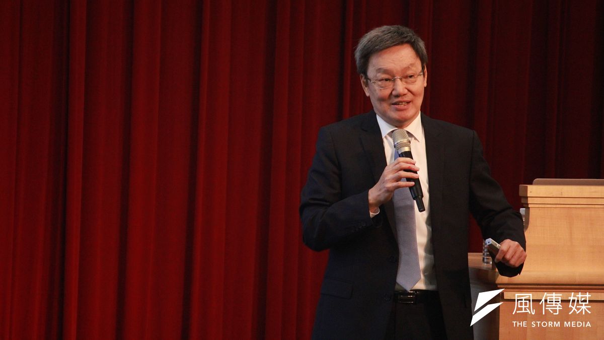 前國安會秘書長蘇起(見圖)認為,蔡政府當初是「所託非人」,他建議蔡政府,若拜登當選,應該改弦易轍,停止推進兩國論,否則兩岸會回歸「鬥」的劇本。(方炳超攝) 前國安會秘書長蘇起(見圖)認為,蔡政府當初是「所託非人」,他建議蔡政府,若拜登當選,應該改弦易轍,停止推進兩國論,否則兩岸會回歸「鬥」的劇本。(方炳超攝)