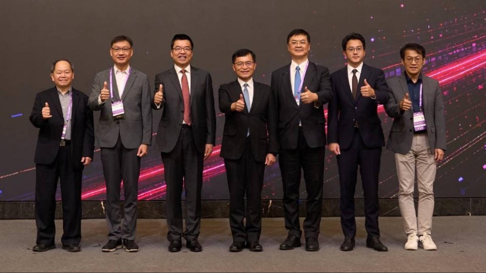 AI推升先進封裝需求!高雄攜手經濟部、台積電卡位白埔設備供應鏈 88.73公頃園區9月啟動開發