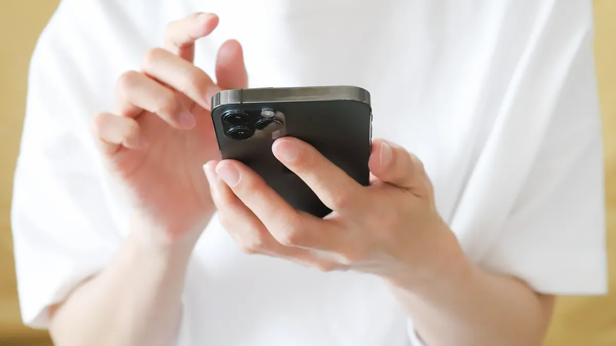 iPhone更新後手機續航力變低怎麼辦?快調整這5個設定!(示意圖/取自photoAC)