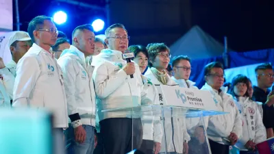 2024年總統立委大選選前黃金周末,民眾黨總統候選人柯文哲6日前進台中大里造勢。(民眾黨提供)