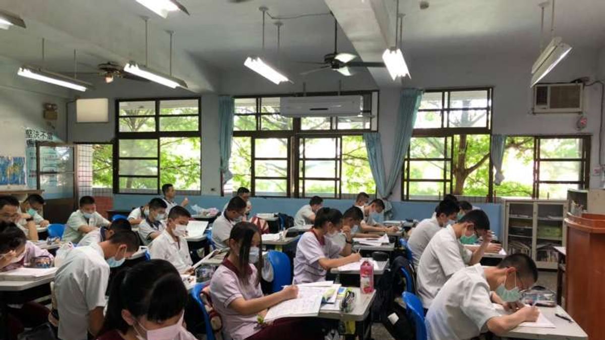 作者對於台灣教育與國外的差別感到驚訝。(示意圖/取自淵明國中校方專用臉書) 作者對於台灣教育與國外的差別感到驚訝。(示意圖/取自淵明國中校方專用臉書)