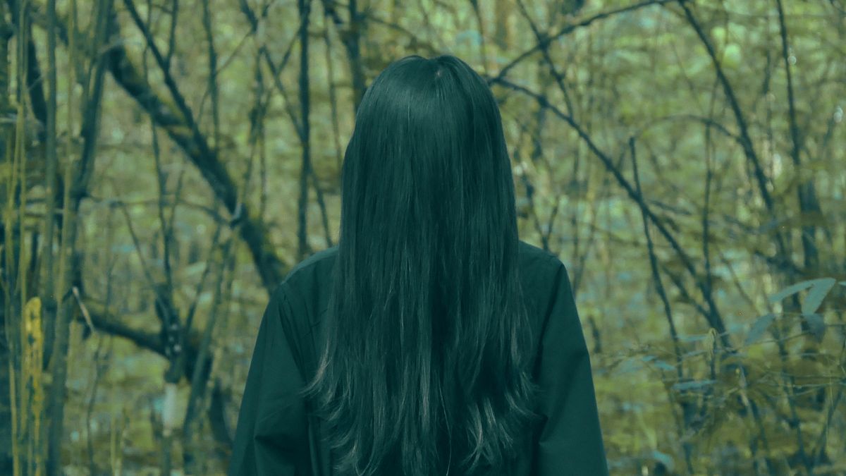 相傳在清朝時期,在今天南投的深山裡,有位名叫薩摩亞的噶哈巫女巫,時常自己一個人修練各式各樣的魔法。(示意圖/取自Pexels) 相傳在清朝時期,在今天南投的深山裡,有位名叫薩摩亞的噶哈巫女巫,時常自己一個人修練各式各樣的魔法。(示意圖/取自Pexels)