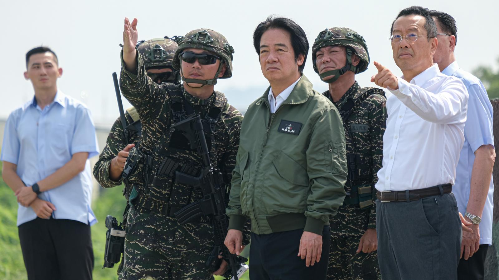 「自私政客背叛了台灣的民主,也讓台灣更加脆弱!」《經濟學人》痛批「賴清德太頑固、國民黨不顧大局」,惡質政治人物根本不負責任