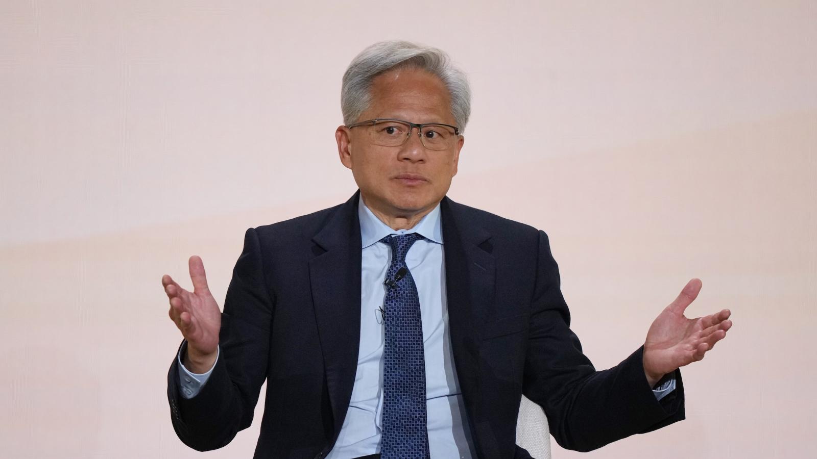 輝達親兒子CoreWeave信用風險亮紅燈 黃仁勳公開力挺:沒必要提供財務後盾