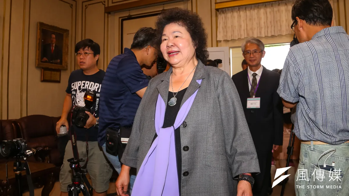 總統府秘書長陳菊(見圖)證實已致電給在總統初選中落敗的前行政院長賴清德,她14日受訪時表示,賴是一個非常成熟的人,也相信黨中央會盡快整合黨內。(顏麟宇攝)
