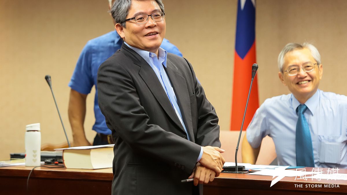 內政部次長花敬群17日至立院內政委員備詢。(顏麟宇攝) 內政部次長花敬群17日至立院內政委員備詢。(顏麟宇攝)