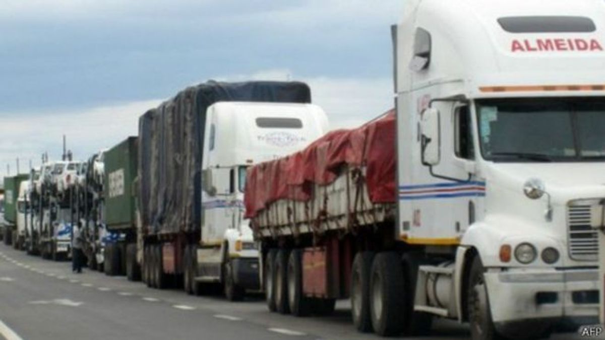 貿易物資的過境目前並不是一件容易的事情。(BBC中文網) 貿易物資的過境目前並不是一件容易的事情。(BBC中文網)