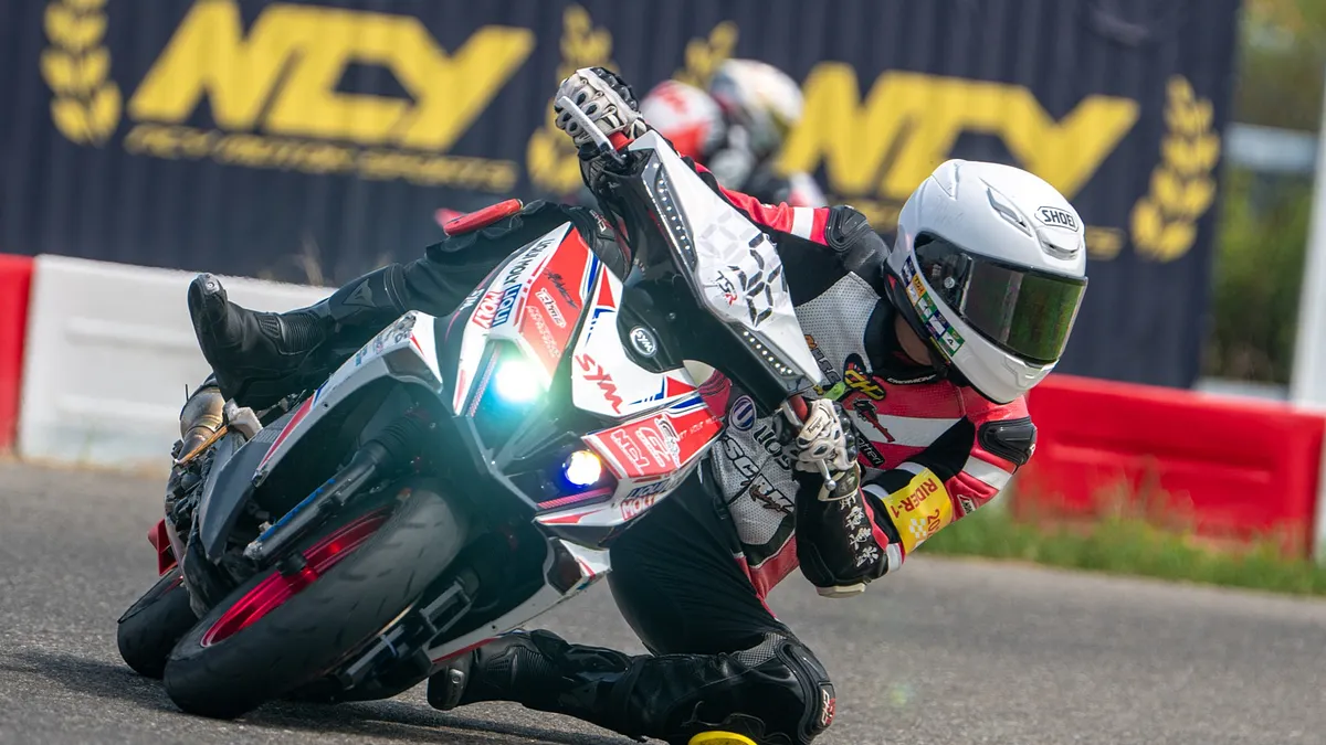 JET SL SuperC首戰即雙冠!JET耐久賽全組別制霸! JET SL SuperC首戰即雙冠!JET耐久賽全組別制霸!