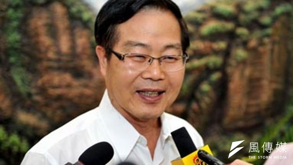 因涉貪被停職的南投縣長李朝卿動員支持者,前往內政部要求准予復職。(取自南投縣政府官網) 因涉貪被停職的南投縣長李朝卿動員支持者,前往內政部要求准予復職。(取自南投縣政府官網)