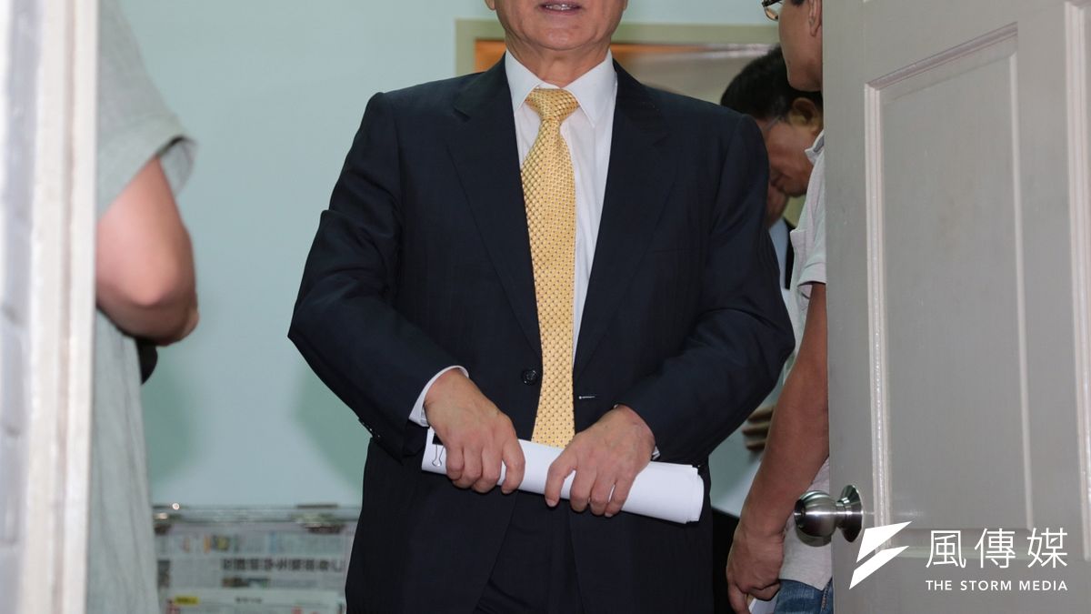 在野3黨團曾於2012年7月提出對時任行政院長陳冲的不信任案,由於當時正處休會期間,遭王金平裁決不予處理,柯建銘不滿並提出釋憲,大法官4日宣判王金平做法違憲。(資料照,余志偉攝) 在野3黨團曾於2012年7月提出對時任行政院長陳冲的不信任案,由於當時正處休會期間,遭王金平裁決不予處理,柯建銘不滿並提出釋憲,大法官4日宣判王金平做法違憲。(資料照,余志偉攝)