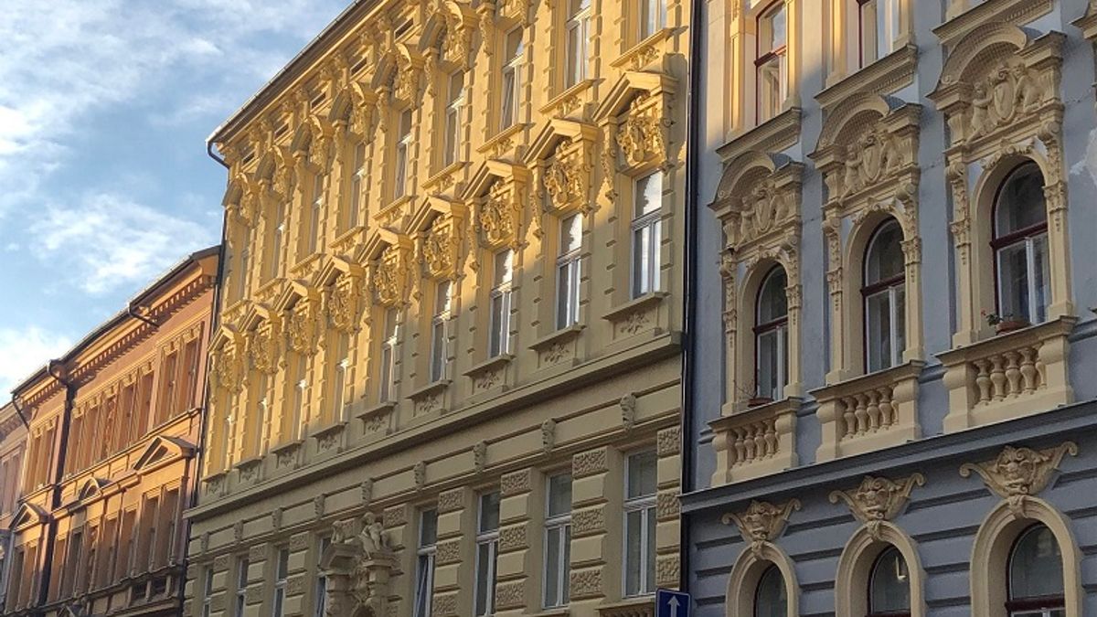 奧地利與捷克兩國風景怡人,街道與來往車輛都保持的很乾淨。(陳朝平提供) 奧地利與捷克兩國風景怡人,街道與來往車輛都保持的很乾淨。(陳朝平提供)