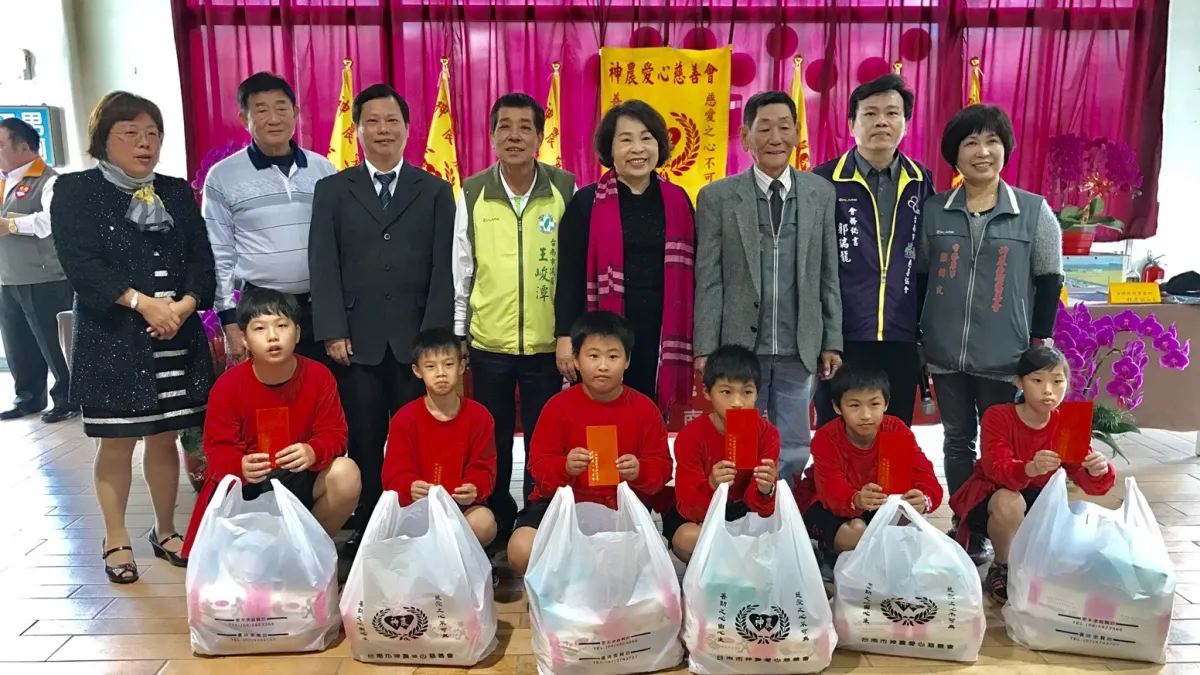 歲末年終 神農慈善會讓低收戶過暖冬