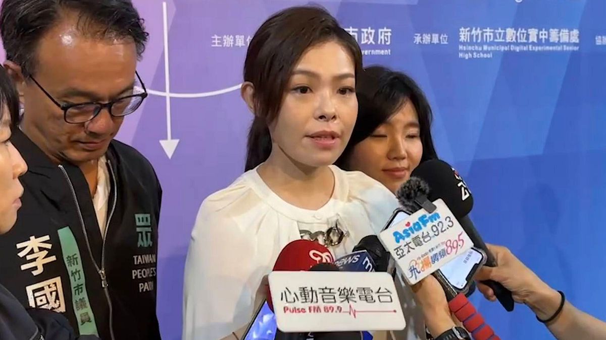 新竹市長高虹安26日向媒體說明此次陪同義消出國參訪的來龍去脈。(圖/新竹市政府提供) 新竹市長高虹安26日向媒體說明此次陪同義消出國參訪的來龍去脈。(圖/新竹市政府提供)