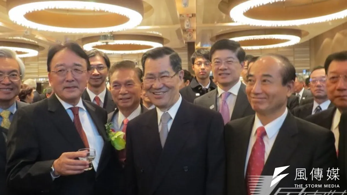 日本交流協會11日晚間舉行天皇81歲誕生日慶祝酒會,邀請我國政要及駐台使節出席。圖左為日本駐台代表沼田幹夫。(仇佩芬攝)