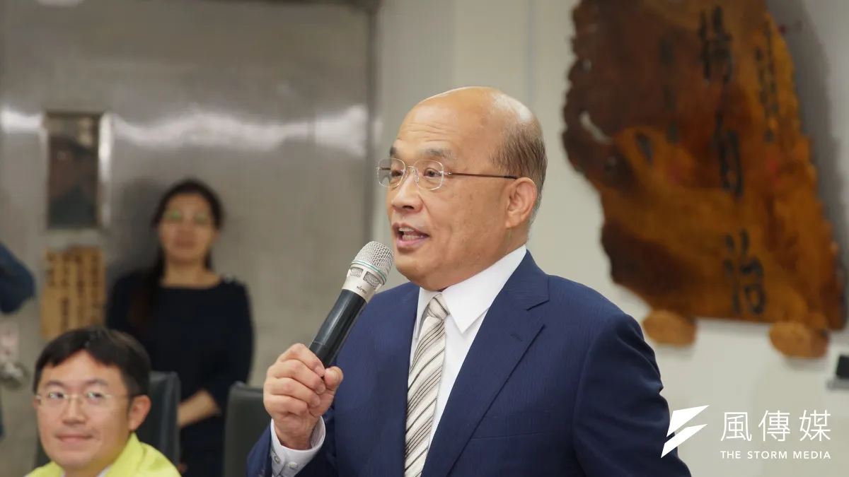 民進黨新北市長參選人蘇貞昌今(18)表示,柯文哲的說法一方面是跟中國呼應,另一方面又解釋是應付世大運,「兩種我都不贊成。」(資料照,盧逸峰攝)
