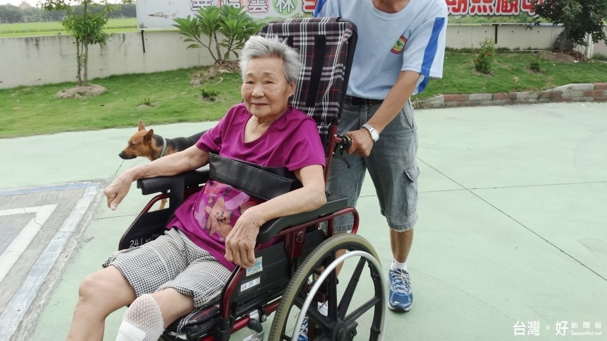 因應照服員需求量增 勞部祭重賞鼓勵民眾投入 因應照服員需求量增 勞部祭重賞鼓勵民眾投入