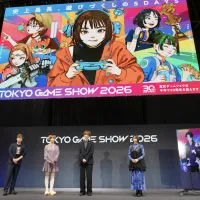 「東京ゲームショウ2026」は台風接近の影響で最終日のリアル開催が中止となったが、オンライン配信されたエンディングステージでは、オフィシャルサポーターの宮田俊哉氏らが来年への期待を語り、5日間の会期を締めくくった。(東京ゲームショウ2026 PR事務局提供) 「東京ゲームショウ2026」は台風接近の影響で最終日のリアル開催が中止となったが、オンライン配信されたエンディングステージでは、オフィシャルサポーターの宮田俊哉氏らが来年への期待を語り、5日間の会期を締めくくった。(東京ゲームショウ2026 PR事務局提供)