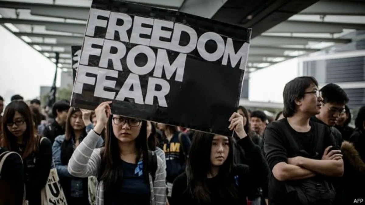 無國界記者組織公布《全球新聞自由指數》排名,香港在180個國家和地區中排第70位,與2002的第18位比較,香港新聞自由在13年內下跌52位。(BBC中文網資料圖片)