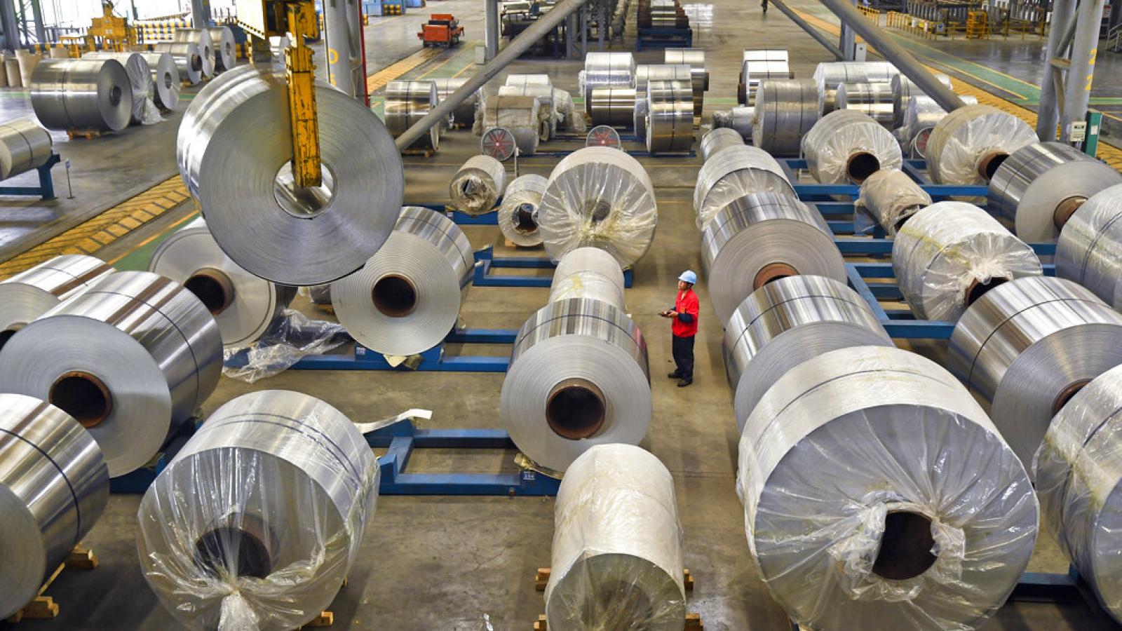 金融熱議》中國閒置產能救了世界?鋁出口急增16%,鋁價再跌!中東戰事缺口已經緩解?