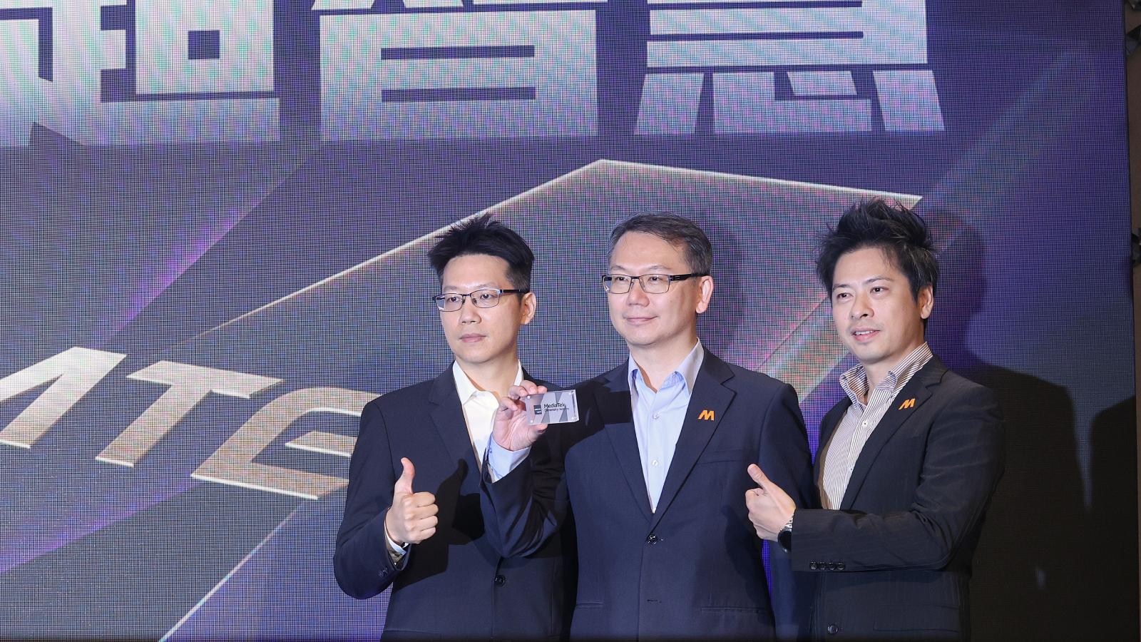 聯發科首款2奈米天璣9600 Pro亮相!30B AI模型可在手機跑,首波新機最快10月在台上市