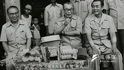 蔣經國主政臺灣時期(中),他堅持中華民國的主權獨立,領導臺灣的政治轉型和經濟飛越,也對臺美中三角關係的型塑留下了深遠影響。(國民黨黨史會)