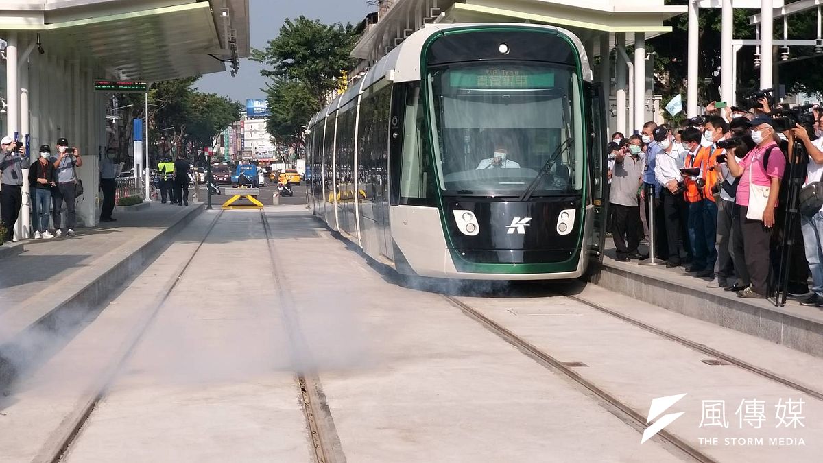 輕軌大南環路段完成初勘,通車目標邁進一大步。(圖/徐炳文攝) 輕軌大南環路段完成初勘,通車目標邁進一大步。(圖/徐炳文攝)