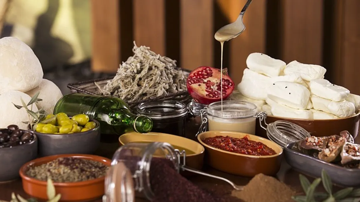 食物好吃與否不只取決味道,嗅覺感受佔了75–95%之高!(圖/duybox2pixabay) 食物好吃與否不只取決味道,嗅覺感受佔了75–95%之高!(圖/duybox2pixabay)