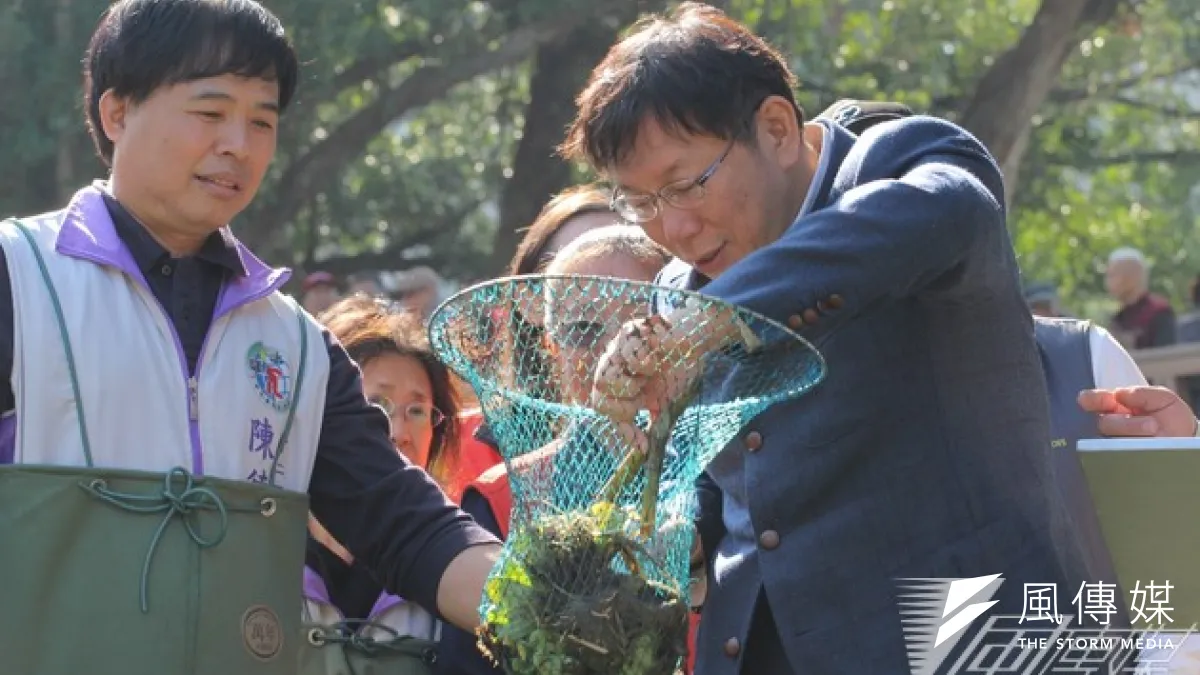 九合一選後,毛治國內閣開始重視婉君現象,然而問題的關鍵不在婉君,而在於政府的施政作為。(葉信菉攝)
