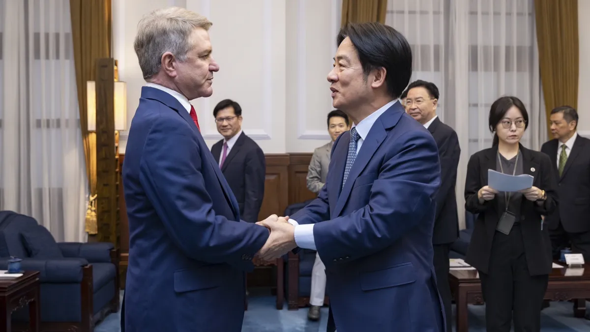 2024年5月27日,我國新總統賴清德接見來台灣的美國聯邦眾議院外交委員會主席麥考爾訪團。(AP)