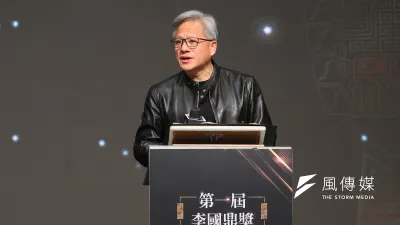 輝達(NVIDIA)創辦人暨執行長黃仁勳說,「學習電腦的時代過去了,生命科學是未來。」(顏麟宇攝)