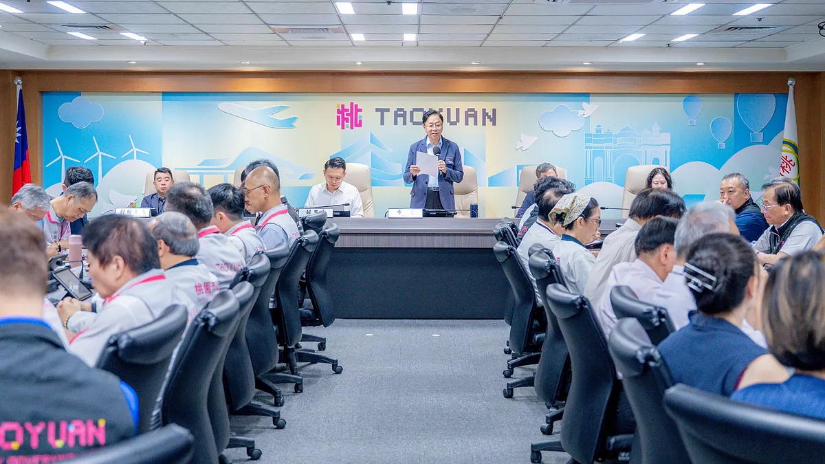 桃園市長張善政宣布,自今(114)年6月起推出「市民卡App繳費5折優惠」措施,延長優惠至10月31日。(圖/桃園市政府觀旅局提供) 桃園市長張善政宣布,自今(114)年6月起推出「市民卡App繳費5折優惠」措施,延長優惠至10月31日。(圖/桃園市政府觀旅局提供)