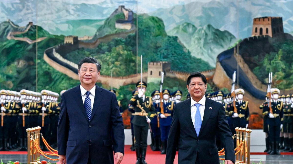 中國國家主席習近平與菲律賓總統小馬可仕。(資料照,美聯社) 中國國家主席習近平與菲律賓總統小馬可仕。(資料照,美聯社)