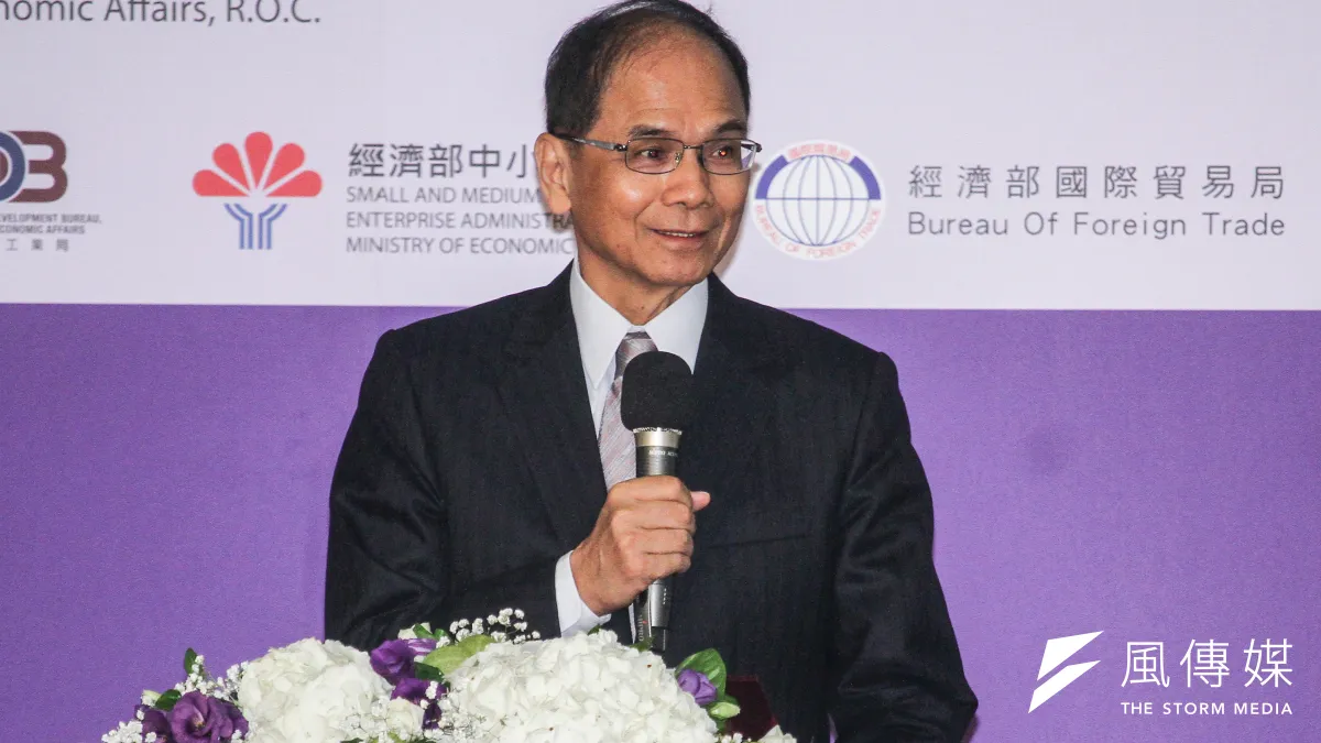 立法院長游錫堃(見圖)今(28)日表示已決定下會期要成立修憲委員會。(資料照,蔡親傑攝)