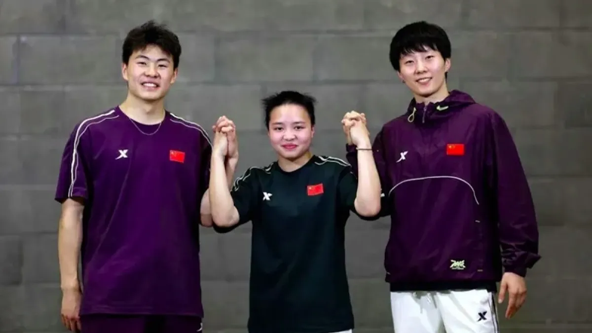 大陸霹靂舞奧運選手左起:亓祥宇「LITHE-ING」(左)、劉清漪「671」(中)、曾瑩瑩「YINGZI」(右)。劉清漪為中國奪得史上第一次霹靂舞銅牌。(新華社)