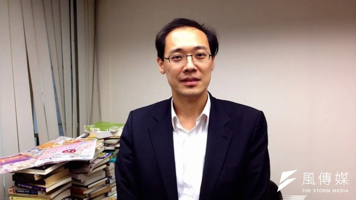 國民黨前發言人楊偉中今日透過臉書(Facebook)表示,「馬先生曾有機會帶領台灣走上和解共生的大道,但機會已失。」(羅暐智攝)