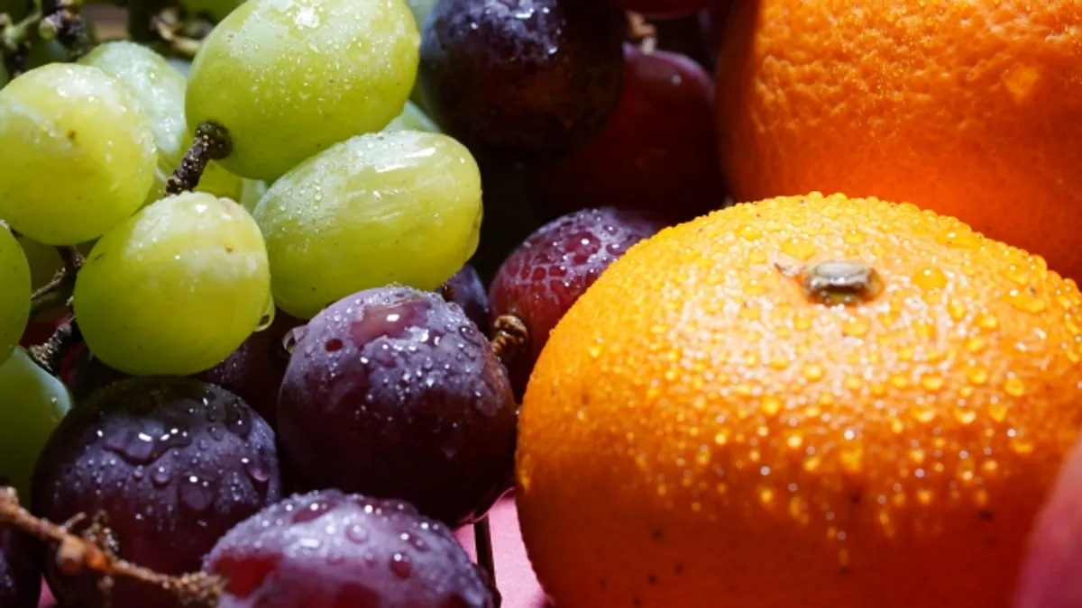 便祕要盡量避免吃油炸、口味重的食物,而營養師建議補充6種食物,能夠加速小畫、促進排便順暢。(示意圖/取自photo-ac)