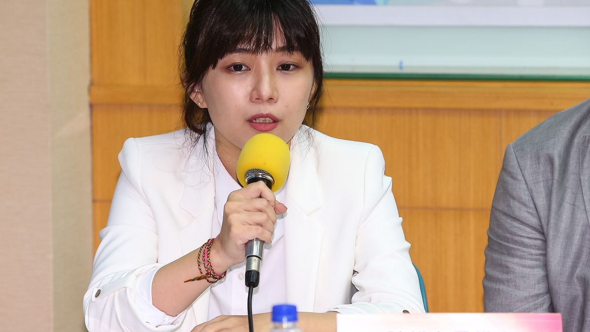 林穎孟家暴影片首度曝光!不只1次推撞搶手機全入鏡 前夫全面否認反指「她很會演」