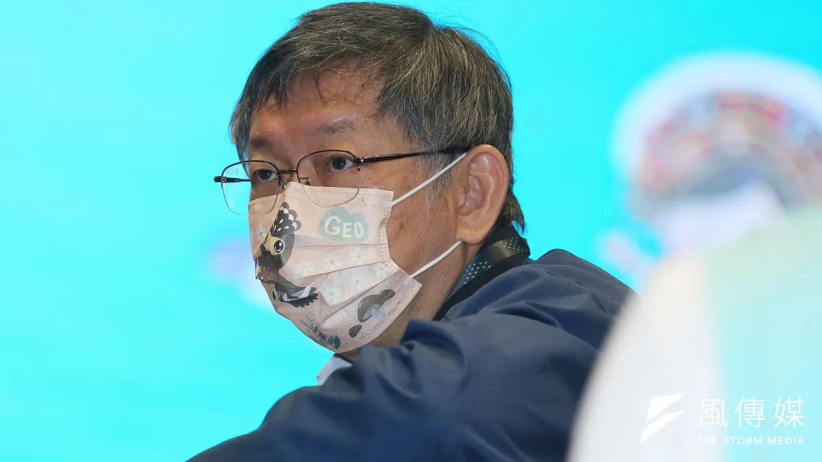 台北市長柯文哲21日公布北市12行政區專線,呼籲PCR陽性但未收到通知的民眾,可自行打電話回報。 (資料照,柯承惠攝)