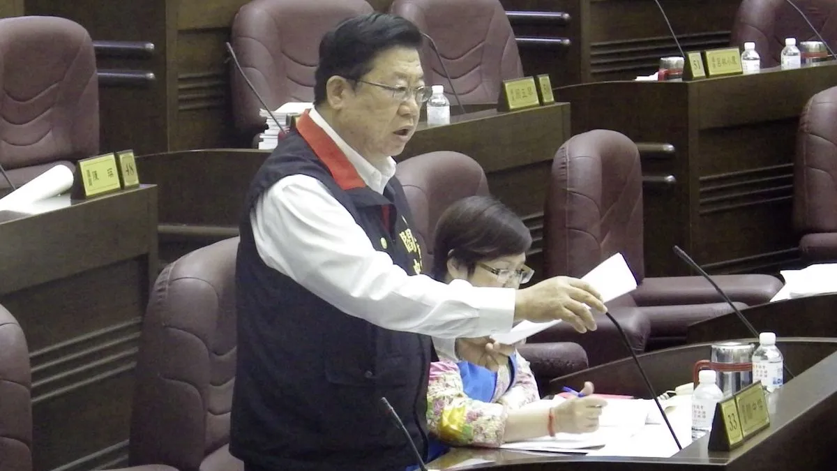 提振龍潭觀光 議員閻中傑籲及早修復大池水舞設施