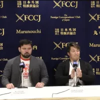 新日本プロレスの棚橋社長とウルフ選手が世界市場への展開と競技としての魅力を語り、国内外でのさらなる飛躍への決意を示した。(写真/FCCJ提供) 新日本プロレスの棚橋社長とウルフ選手が世界市場への展開と競技としての魅力を語り、国内外でのさらなる飛躍への決意を示した。(写真/FCCJ提供)