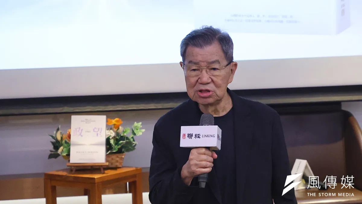 前副總統蕭萬長6日出席前國安局長李翔宙《政。望:前線五十年,從國安決策到世界現場的國家思考》新書發表會。(顏麟宇攝)