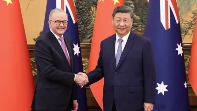 7月15日上午,中國國家主席習近平在北京人民大會堂會見來華進行正式訪問的澳洲總理艾班尼斯。新華社