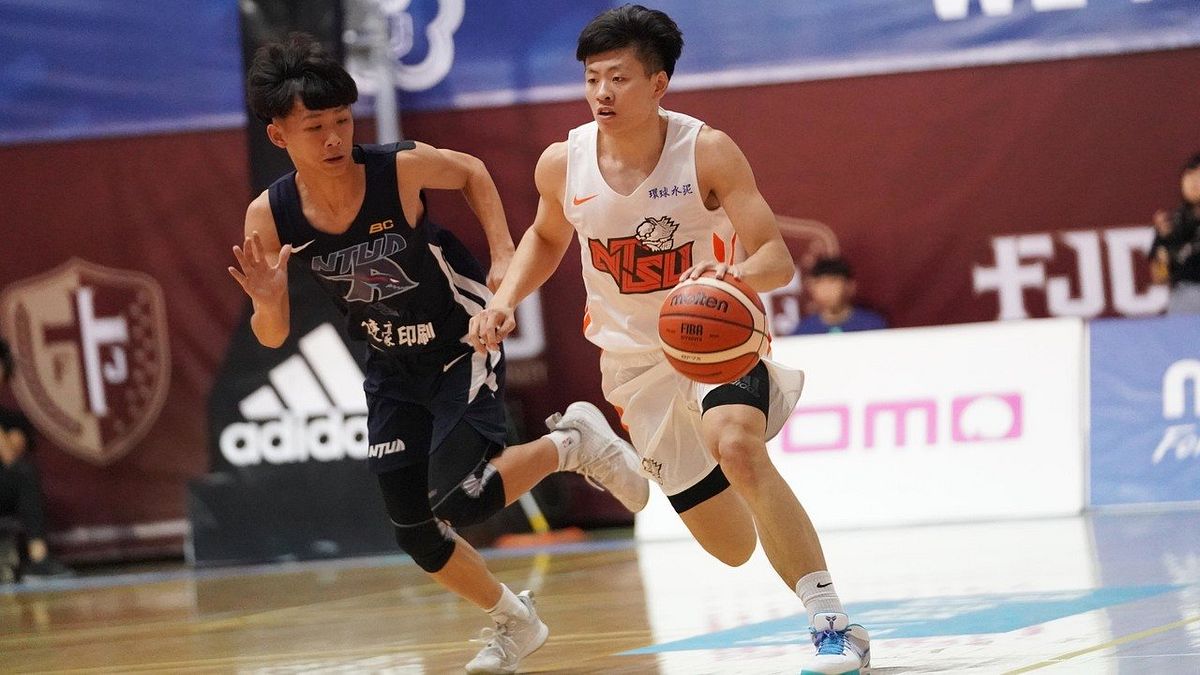 國體大靠著關達祐(右)飆進致勝三分彈,成功逆轉台藝大並終止2連敗。 (大專體總提供) 國體大靠著關達祐(右)飆進致勝三分彈,成功逆轉台藝大並終止2連敗。 (大專體總提供)