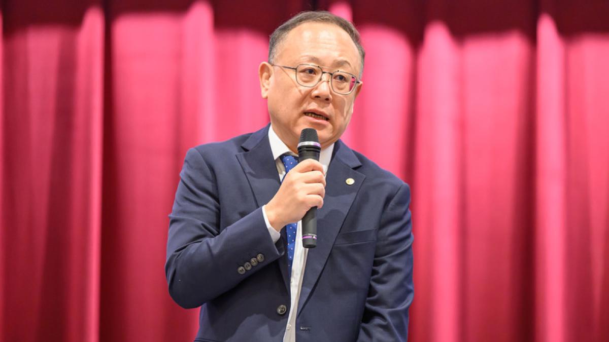 高鐵營收再創高!史哲續任董事長 為「號誌異常」再次道歉:大量設備正進入汰換期